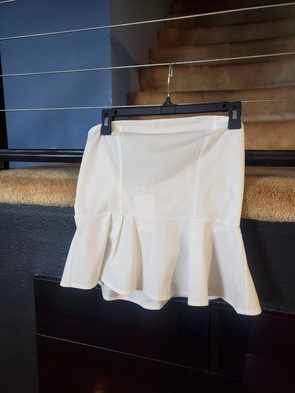H&M Cream Ruffled Hem Skater Skirt